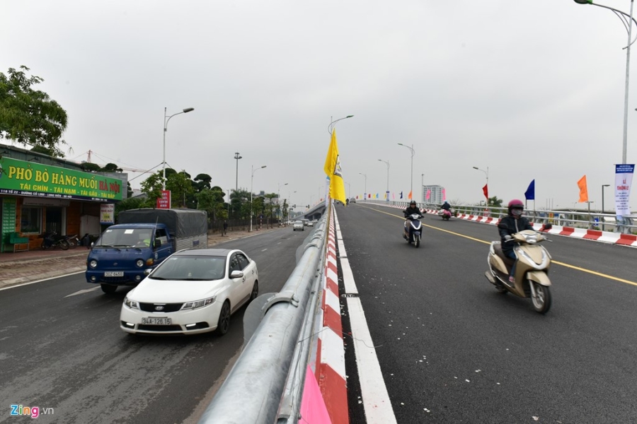 Thong xe cau vuot 160 ty o nut giao Co Linh hinh anh 4