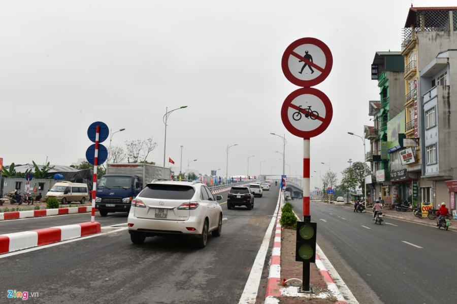 Thong xe cau vuot 160 ty o nut giao Co Linh hinh anh 11