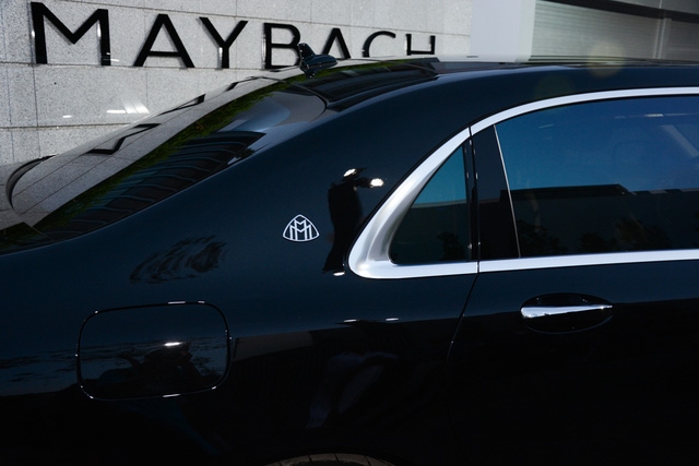 Cặp đôi Mercedes-Maybach S400 4Matic và S500 ra mắt khách hàng Việt, giá từ 6,9 tỷ Đồng - Ảnh 6.