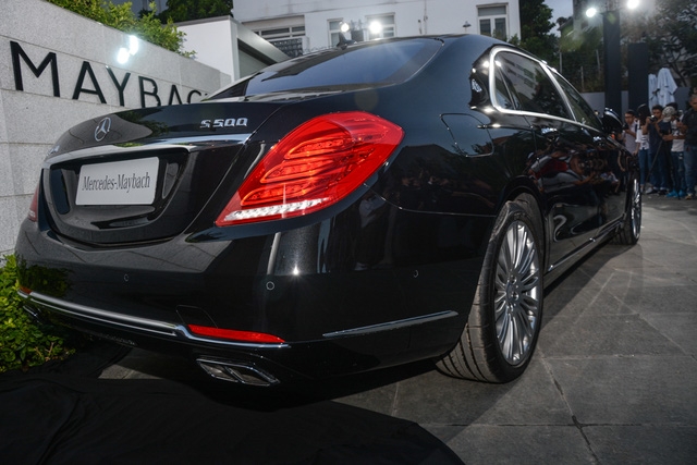 Cặp đôi Mercedes-Maybach S400 4Matic và S500 ra mắt khách hàng Việt, giá từ 6,9 tỷ Đồng - Ảnh 14.