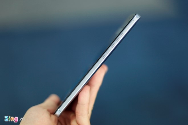 Smartphone Xiaomi pin 4.000 mAh gia 4,7 trieu dong tai VN hinh anh 5