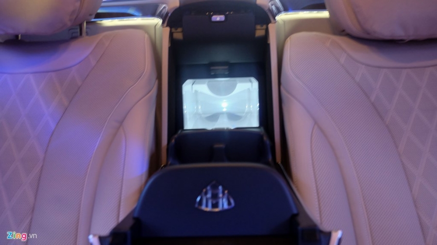 Anh chi tiet Mercedes-Maybach S400 gia 6,89 ty dong tai VN hinh anh 15