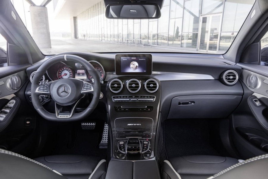 Mercedes GLC 63 AMG 2018 cong suat tu 476 ma luc hinh anh 7