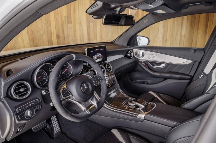 Mercedes GLC 63 AMG 2018 cong suat tu 476 ma luc hinh anh 8