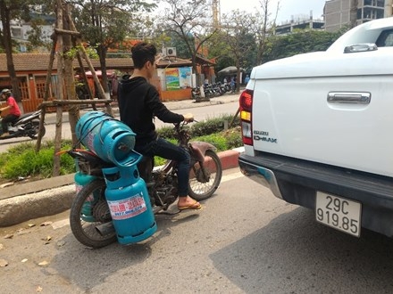 Những chiếc xe 'dã chiến' giữa lòng Thủ đô ảnh 2