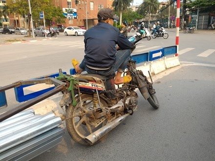 Những chiếc xe 'dã chiến' giữa lòng Thủ đô ảnh 11