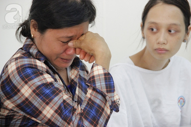 Nam bác sĩ bất ngờ suy tim nặng, để lại vợ sắp cưới và mẹ già tuyệt vọng trong nước mắt - Ảnh 6. Nam bác sĩ bất ngờ suy tim nặng, để lại vợ sắp cưới và mẹ già tuyệt vọng trong nước mắt - Ảnh 6.