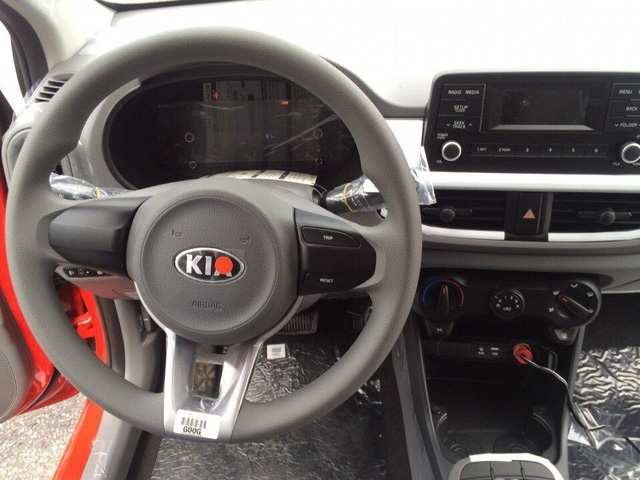 Kia Morning Van 2017 đầu tiên cập bến thị trường Việt Nam - Ảnh 2.