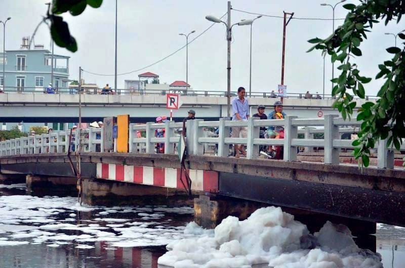 bot trang nhu tuyet, hoi thoi lai noi bong benh day kenh o sai gon hinh anh 4