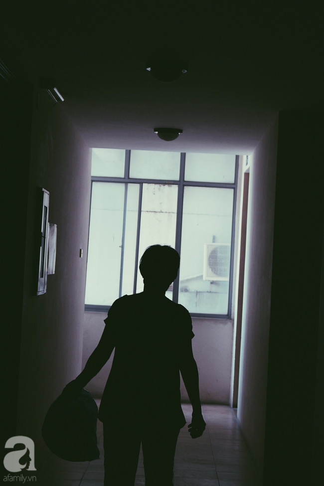 Cô Liên giúp việc đi muôn nơi kể chuyện dọn bao cao su rách, ngủ gầm giường chăm bệnh, bị chủ nhà gạ gẫm - Ảnh 3.