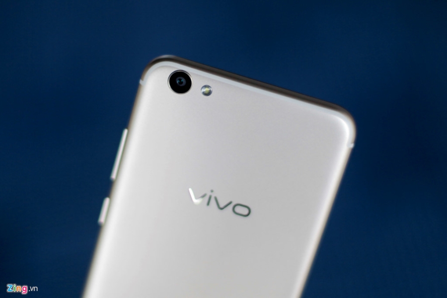 Mo hop Vivo V5s camera selfie 20 MP sap len ke hinh anh 5