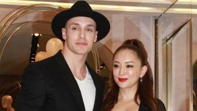 Nu hoang nhac tre Nhat Ban thua nhan sap bi diec hoan toan hinh anh 3