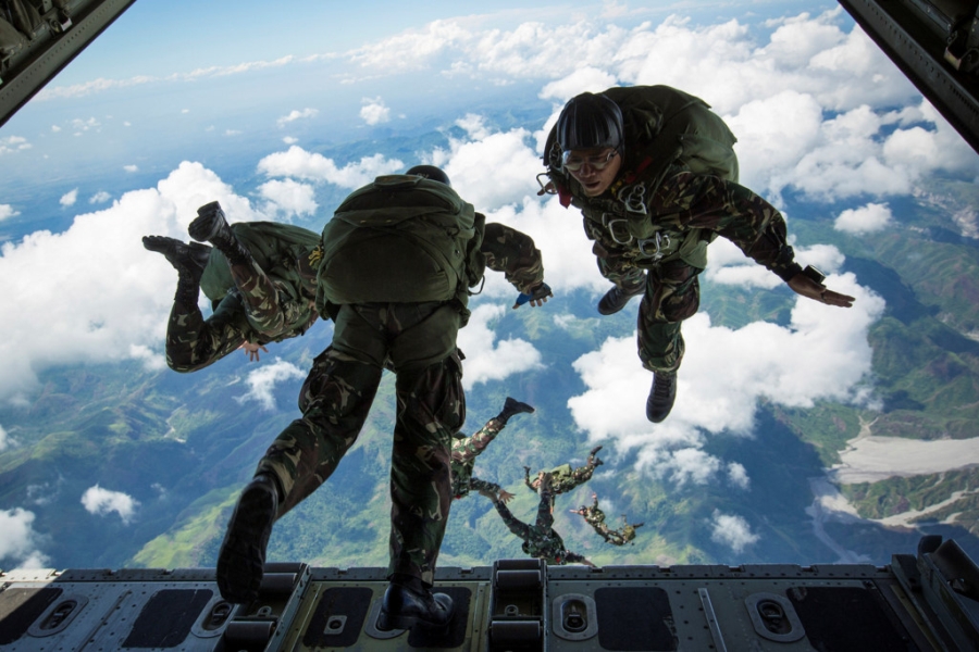 Dac nhiem chong khung bo tinh nhue cua Philippines hinh anh 4