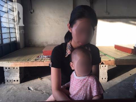 Hà Nội: Ai là tác giả của bé gái 11 tháng tuổi sau khi mẹ ép bị giao cấu với 3 người đàn ông? - Ảnh 1. Hà Nội: Ai là tác giả của bé gái 11 tháng tuổi sau khi mẹ ép bị giao cấu với 3 người đàn ông? - Ảnh 1.