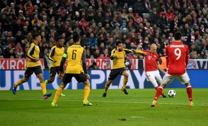 10 bàn thắng đẹp nhất Champions League 2016-2017