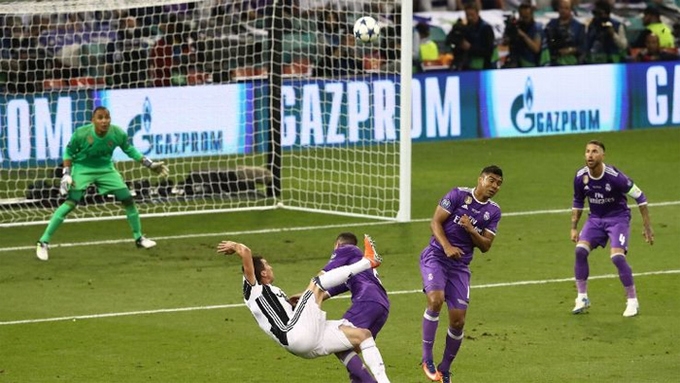 10 bàn thắng đẹp nhất Champions League 2016-2017