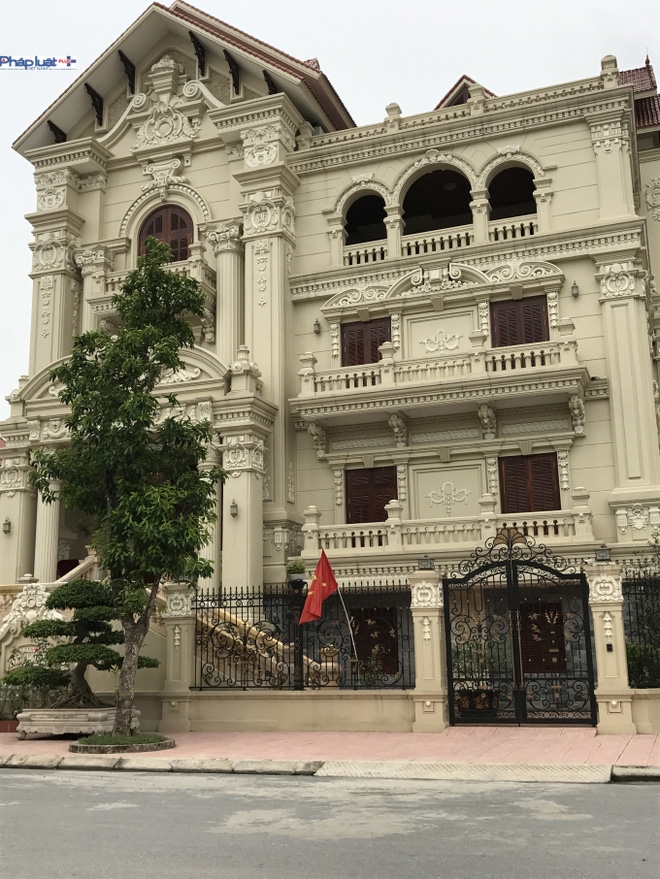 Bí thư huyện nói gì về biệt thự song sinh của 2 anh em khiến nhiều người choáng ngợp? - Ảnh 2.