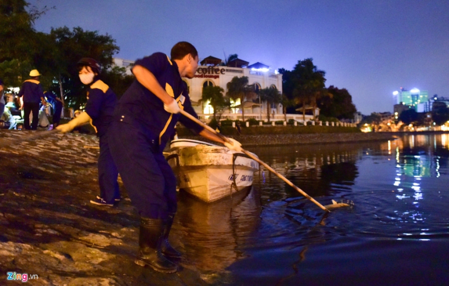 Trang dem vot ca chet o ho Hoang Cau hinh anh 5