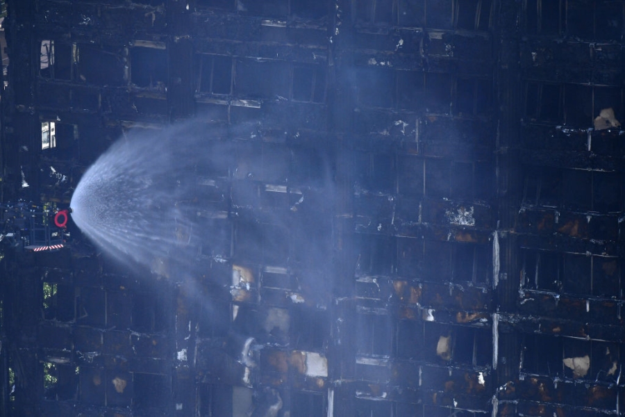 Cao oc 27 tang o London den thui sau mot ngay chay du doi hinh anh 7