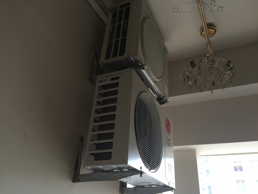 Giải mã nguyên nhân thời gian gần đây điều hòa tại các khu chung cư ở Hà Nội đồng loạt hỏng - ảnh 3 Giải mã nguyên nhân thời gian gần đây điều hòa tại các khu chung cư ở Hà Nội đồng loạt hỏng - ảnh 3