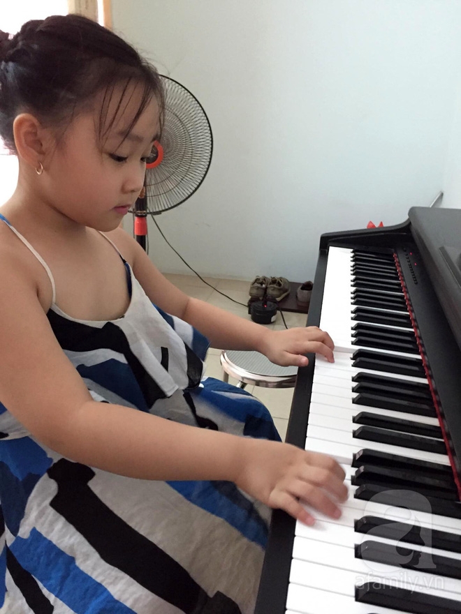 Đi tìm bé gái làm náo loạn phố đi bộ Hồ Gươm với màn nhảy “Bống bống bang bang” - Ảnh 3. Đi tìm bé gái làm náo loạn phố đi bộ Hồ Gươm với màn nhảy “Bống bống bang bang” - Ảnh 3.