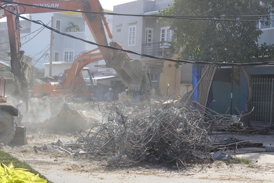 Đã phá bỏ hoàn toàn căn nhà cuối cùng trên Quốc lộ 51B - Ảnh 5. Đã phá bỏ hoàn toàn căn nhà cuối cùng trên Quốc lộ 51B - Ảnh 5.