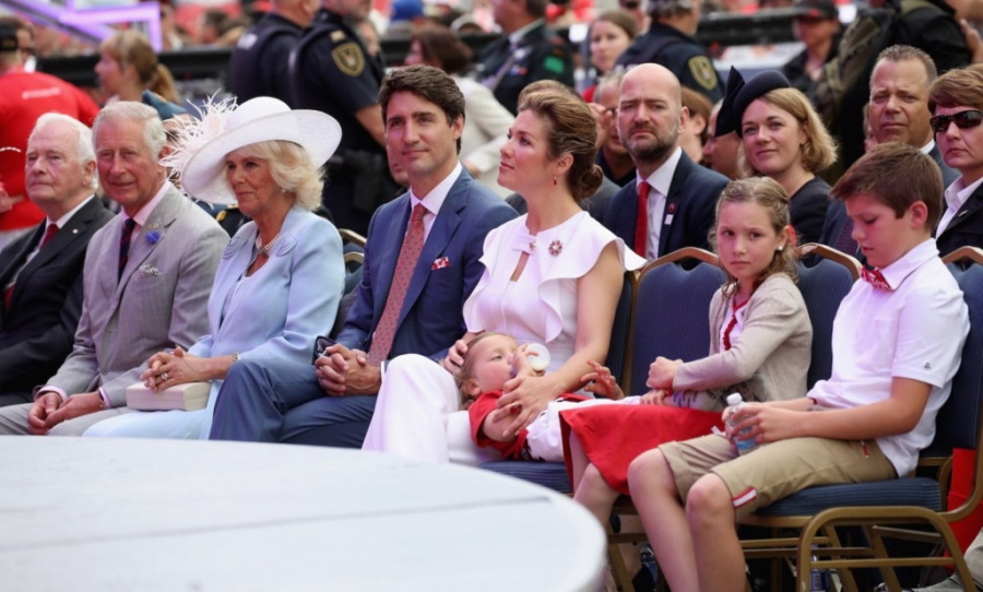 Canada xep hinh la phong khong lo ky niem 150 nam Quoc khanh hinh anh 12