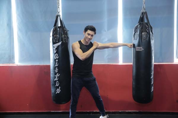 nam vuong tien dat: 'toi soc khi bi ga ban dam gia 6.000 usd' hinh anh 3