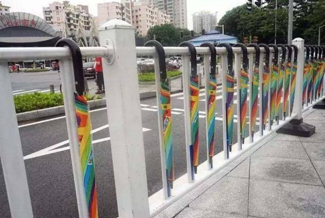 Trung Quốc: Dịch vụ ô công cộng triển khai được vài tuần, hơn 300,000 chiếc ô biến mất không dấu vết - Ảnh 2.