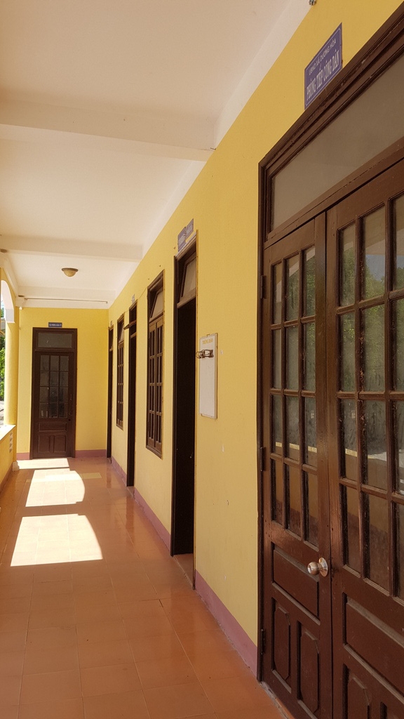 Phòng Tiếp công dân cửa đóng then cài khi đang là ngày giữa tuần