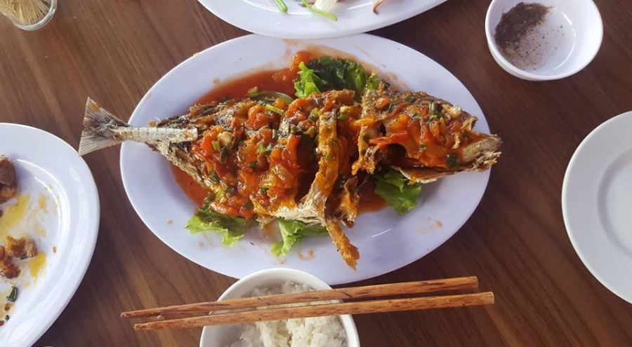 Tranh cãi nảy lửa vụ quán cơm ở Đà Nẵng bị khách tố 'chém đẹp' - ảnh 5