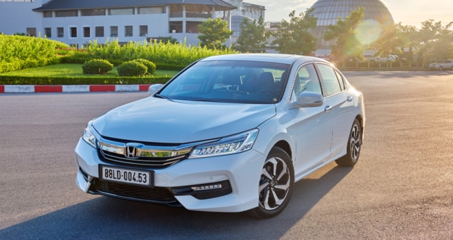 Honda CR-V va Accord giam gia gan 200 trieu dong o Viet Nam hinh anh 2