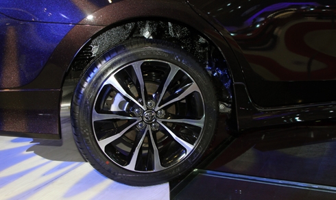 altis-sport-toyota-lam-moi-sedan-3