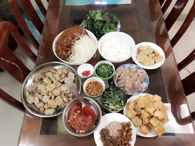 Bị chồng bắt đổ nồi bánh đa cua vừa nấu, cô vợ ấm ức tìm đồng minh, ai ngờ gặp kết cục buồn - Ảnh 4.