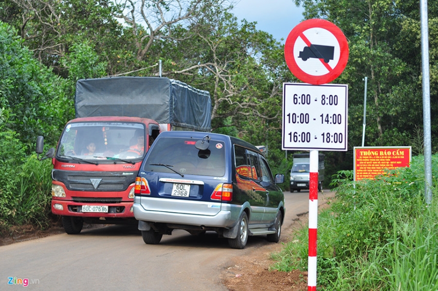 Dan lan da ra duong chan oto ne tram BOT hinh anh 14