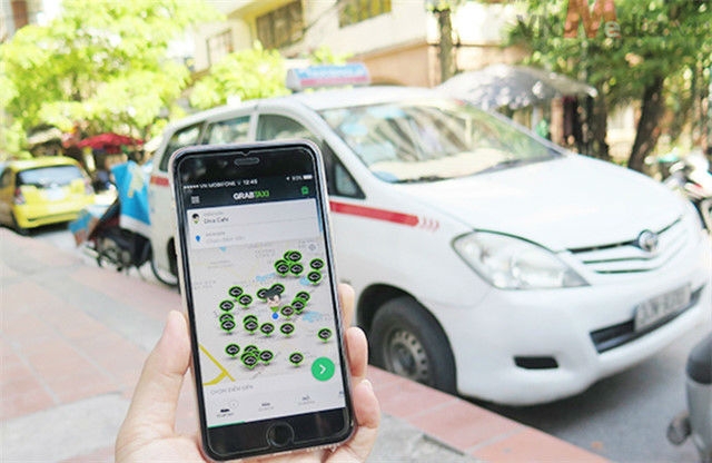 taxi, mai linh, taxi vinasun, taxi truyền thống, uber, grab, cước taxi