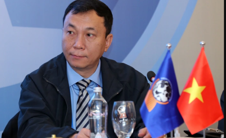 Phản ứng của CĐV Đông Nam Á khi Việt Nam sẽ không nhập tịch ồ ạt 1 Chủ tịch VFF mất ngủ 2 đêm khi tuyển Việt Nam thua Malaysia, lên tiếng về việc nhập tịch cầu thủ