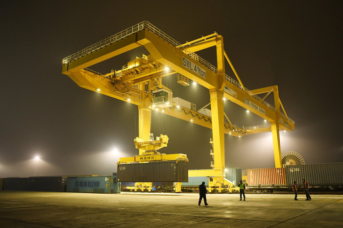 Trung Quốc mở cảng cách biển hơn 2.500 km để làm gì? Trung Quốc mở cảng cách biển hơn 2.500 km để làm gì?