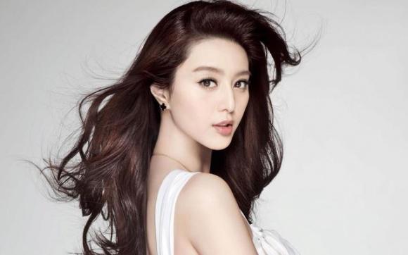 Được coi là nữ thần nhưng Phạm Băng Băng lại bị phát hiện lộ dấu vết dao kéo? Được coi là nữ thần nhưng Phạm Băng Băng lại bị phát hiện lộ dấu vết dao kéo?