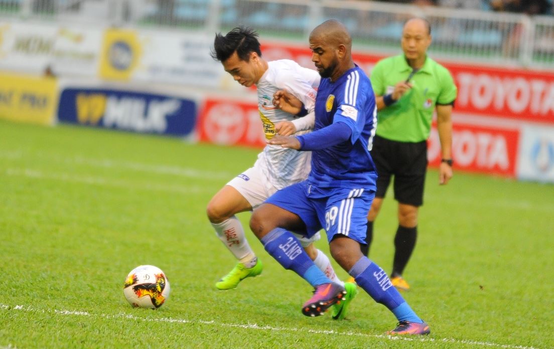 Đi đêm săn ngoại binh ở V-League: Lôi nhau đến toà FIFA? Đi đêm săn ngoại binh ở V-League: Lôi nhau đến toà FIFA?