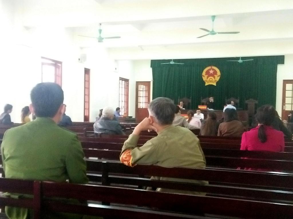 Giám đốc gây nổ ở khách sạn, tống tiền 100.000USD lĩnh án Giám đốc gây nổ ở khách sạn, tống tiền 100.000USD lĩnh án