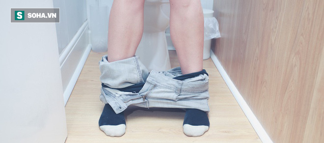 Vừa ngủ dậy đi tiểu ngay lập tức có tốt không: Lâu nay nhiều người vẫn làm mà không hiểu