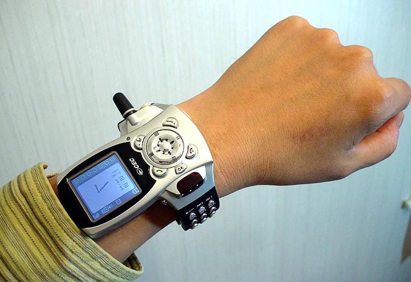 10 chiếc điện thoại có thiết kế kỳ dị nhất thế giới 10 chiếc điện thoại có thiết kế kỳ dị nhất thế giới