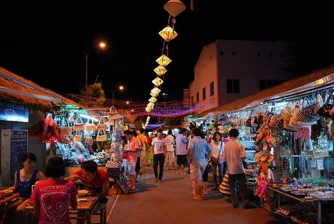 Đến Đà Nẵng, nhất định bạn phải ghé thăm những phố ăn vặt này
