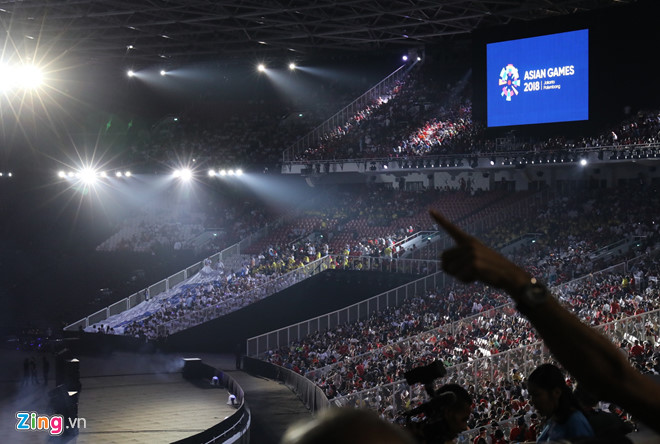 Lễ bế mạc ASIAD 2018: Nhóm nhạc Hàn Quốc khuấy động sân khấu