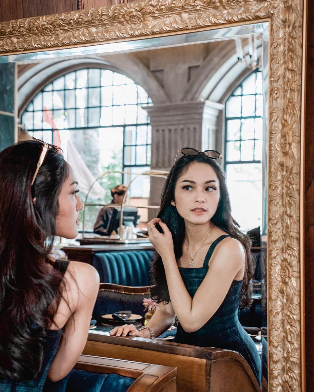 Hot girl cung bọ cạp có bạn trai thiếu gia, nổi tiếng ở Indonesia Hot girl cung bọ cạp có bạn trai thiếu gia, nổi tiếng ở Indonesia