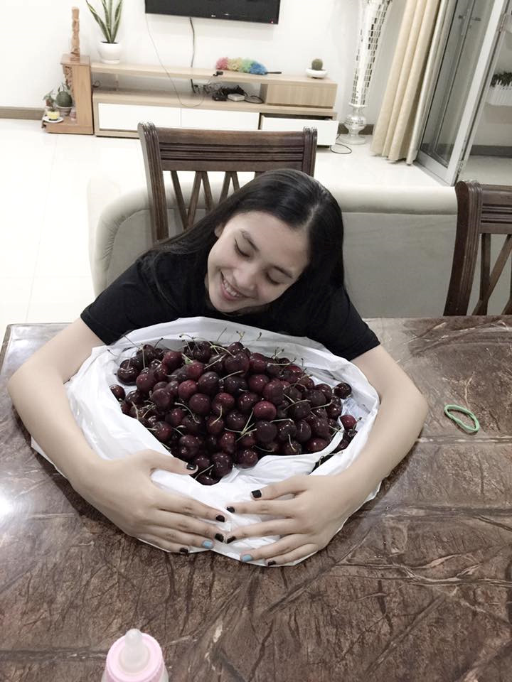 Cận cảnh nhan sắc đời thường của Hoa hậu Việt Nam 2018