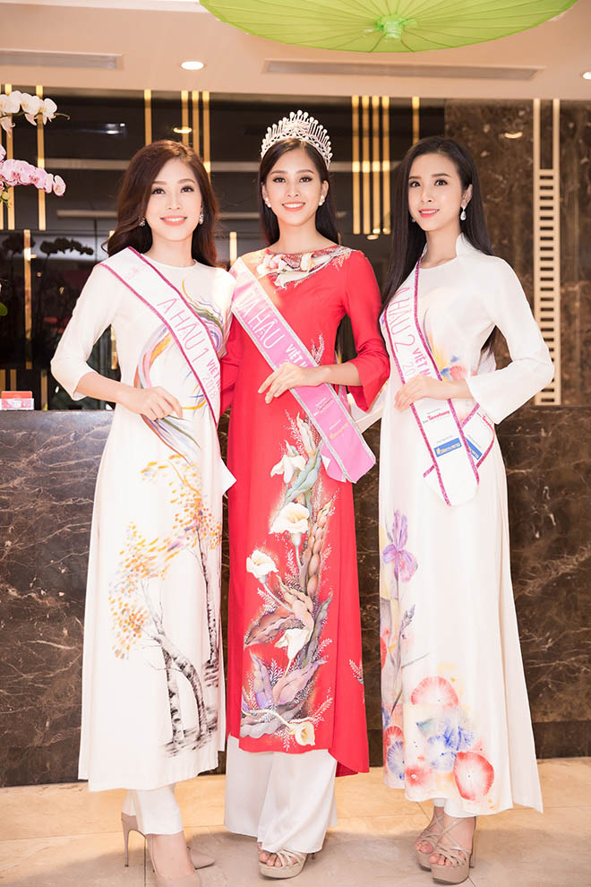 Top 3 Hoa hậu Việt Nam 2018 lần đầu đọ sắc sau đăng quang Top 3 Hoa hậu Việt Nam 2018 lần đầu đọ sắc sau đăng quang