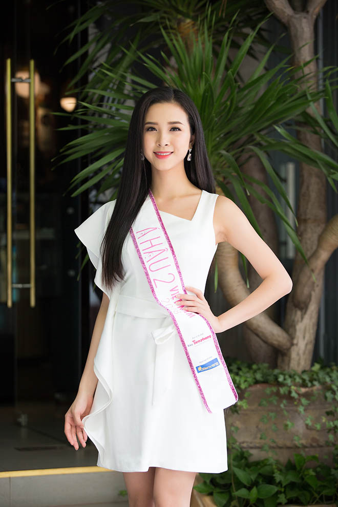 Top 3 Hoa hậu Việt Nam 2018 lần đầu đọ sắc sau đăng quang Top 3 Hoa hậu Việt Nam 2018 lần đầu đọ sắc sau đăng quang