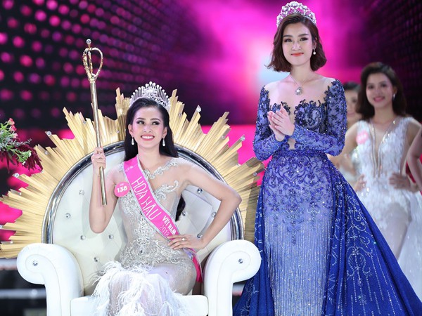 Trần Tiểu Vy hay các hoa hậu khác đã có ai xứng đáng với ngôi vị? Trần Tiểu Vy hay các hoa hậu khác đã có ai xứng đáng với ngôi vị?